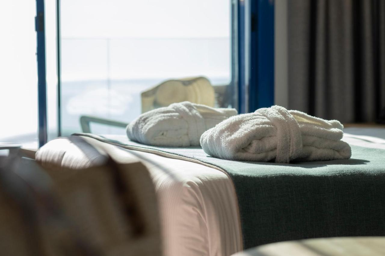 Hotel Voramar L' Escala Kültér fotó