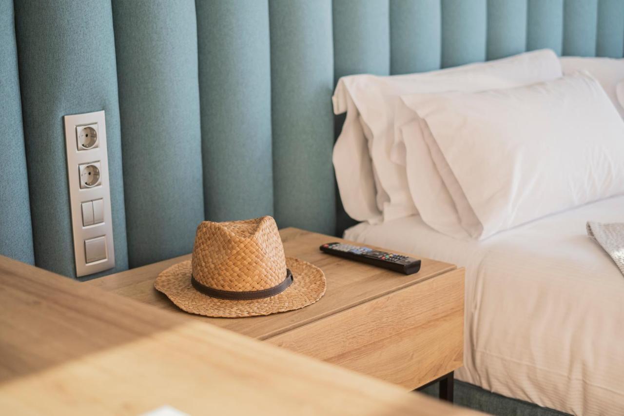 Hotel Voramar L' Escala Kültér fotó