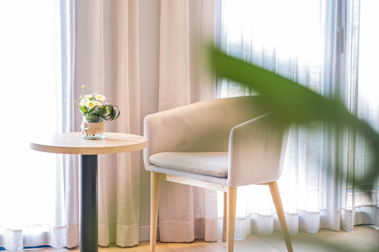 Hotel Voramar L' Escala Kültér fotó